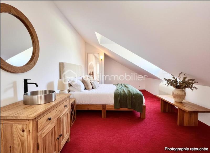 Maison - 150 m² - 7 pièces