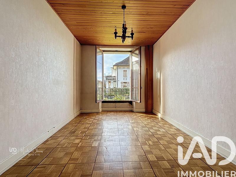 Maison - 205 m² - 10 pièces