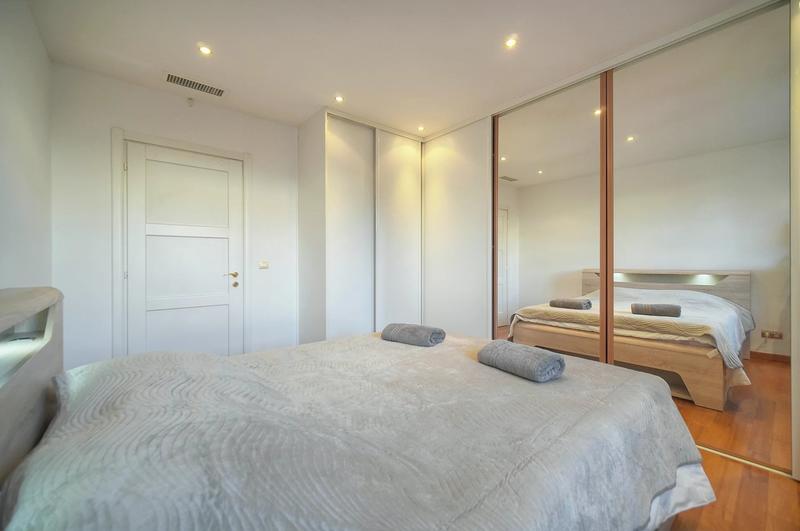 Appartement - 150 m² - 4 pièces