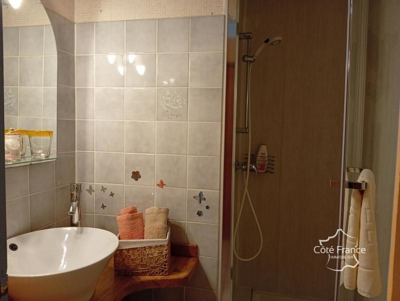 Maison chambre d'hôtes - 371 m² - 14 pièces