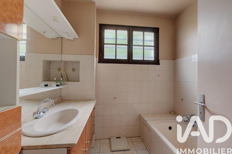 Maison - 130 m² - 7 pièces