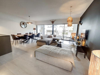 Triplex - 190 m² - 4 pièces