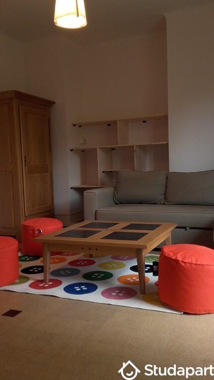 Chambre - 9 m² - 1 pièce