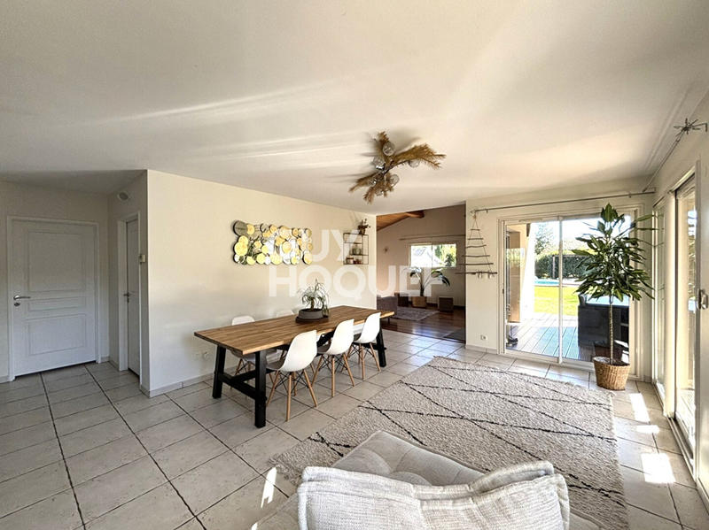 Maison - 192 m² - 7 pièces