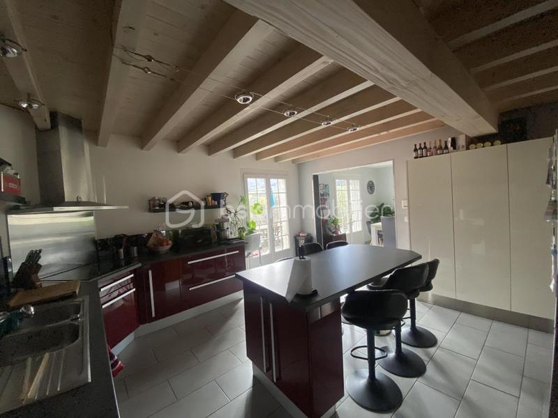 Maison - 172 m² - 7 pièces