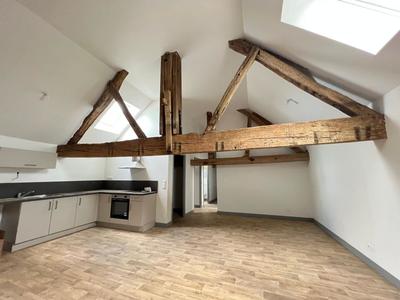 Appartement - 103 m² - 4 pièces