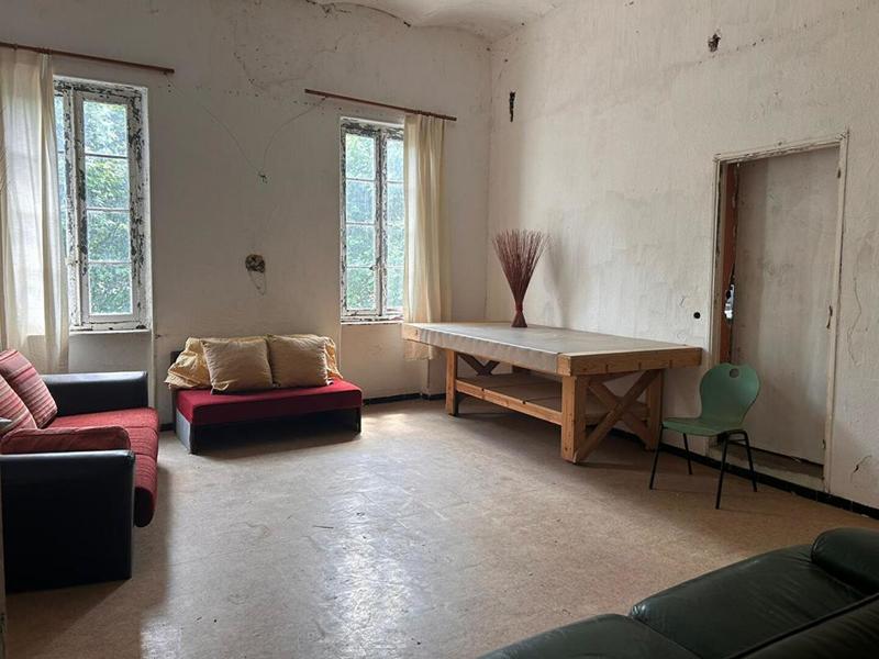 Immeuble - 1 500 m² - 30 pièces