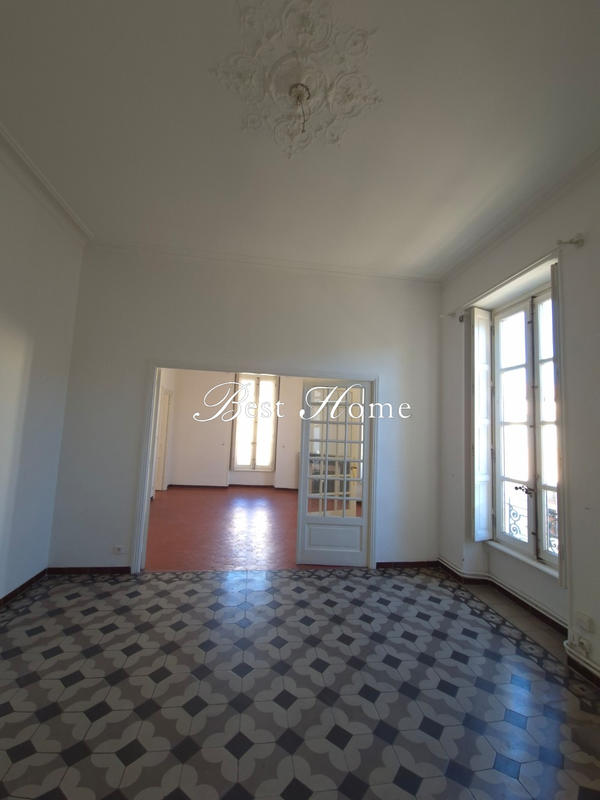 Appartement - 126 m² - 5 pièces