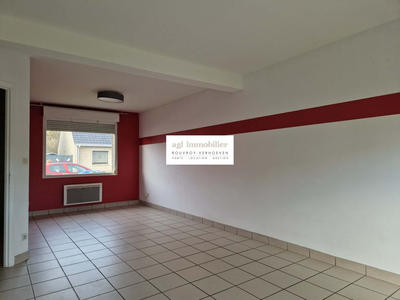 Maison - 84 m² - 4 pièces