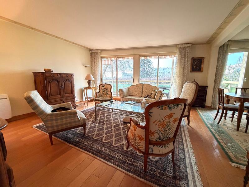 Appartement - 107 m² - 3 pièces