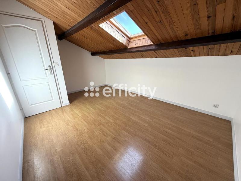 Maison - 169 m² - 7 pièces