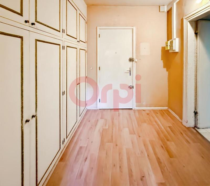 Appartement - 168 m² - 6 pièces