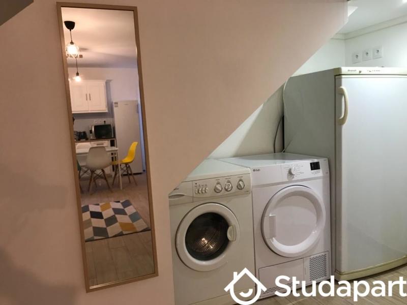 Chambre - 9 m² - 1 pièce