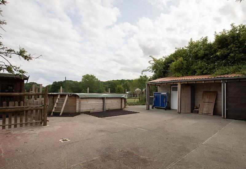 Maison - 245 m² - 7 pièces