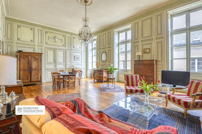 Appartement - 148 m² - 4 pièces