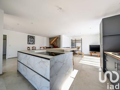 Maison - 138 m² - 5 pièces