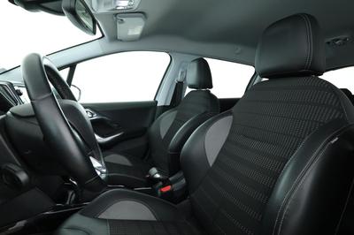 Peugeot 2008 1.2 PureTech Allure Eat6 110 ch