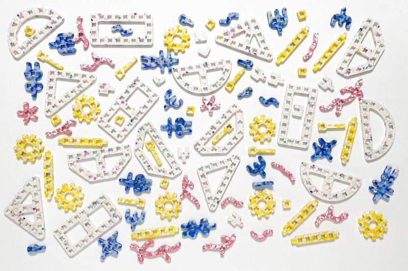 Pochette surprise - des designers et des jouets