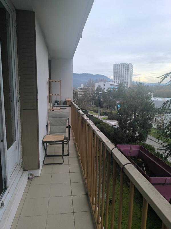 Appartement - 81 m² - 5 pièces