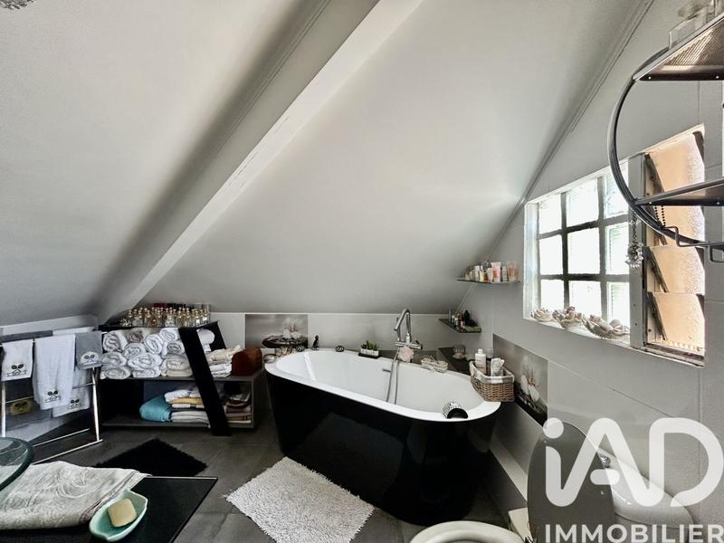 Appartement - 180 m² - 5 pièces