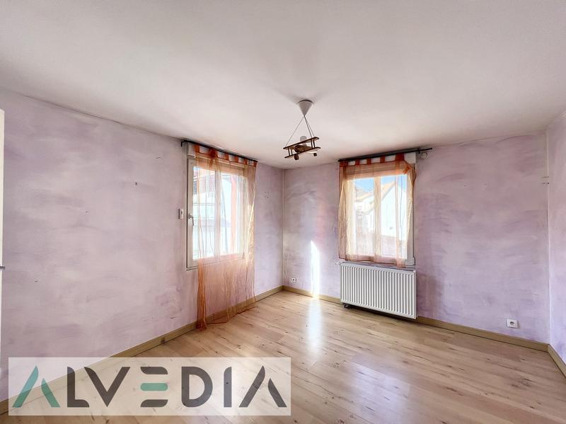 Maison - 140 m² - 5 pièces