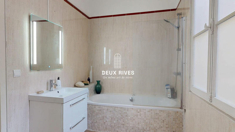 Appartement - 155 m² - 5 pièces