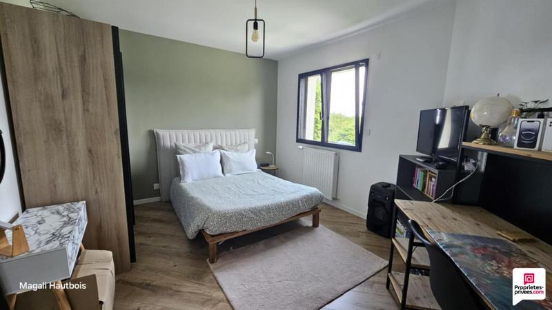 Demeure - 283 m² - 11 pièces