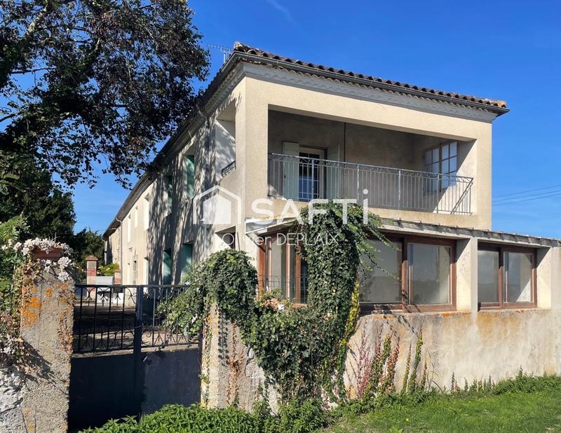 Maison - 200 m² - 6 pièces