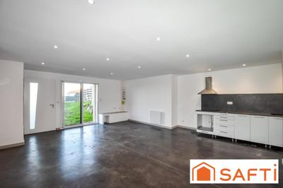 Appartement - 99 m² - 4 pièces