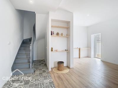 Maison de ville - 160 m² - 7 pièces