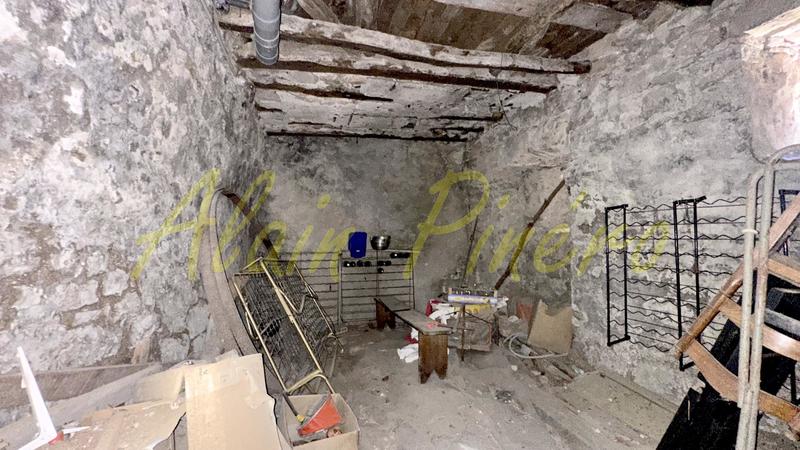 Maison en pierre - 68 m² - 5 pièces