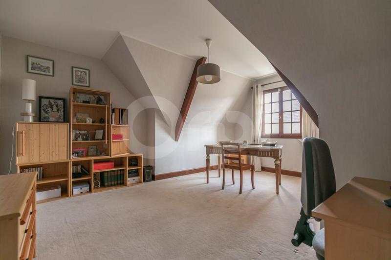 Maison - 128 m² - 5 pièces