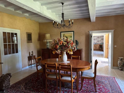 Maison - 245 m² - 7 pièces