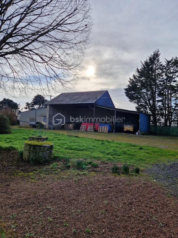 Propriété - 146 m² - 6 pièces