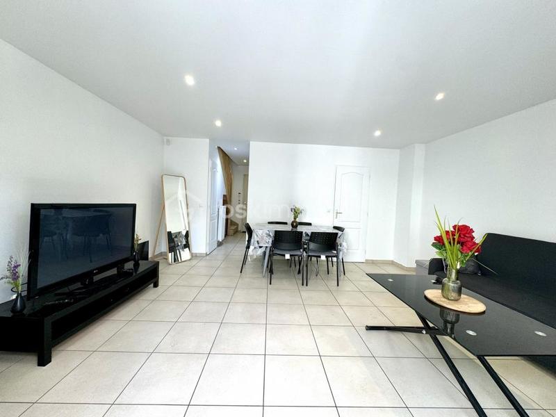 Maison traditionnelle - 90 m² - 5 pièces