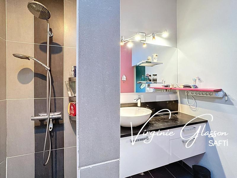 Maison - 147 m² - 6 pièces