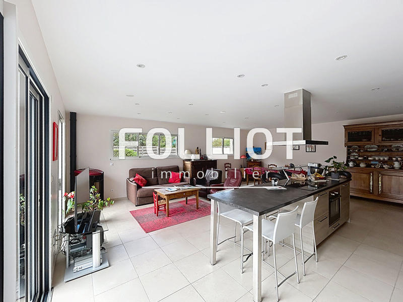 Maison - 124 m² - 6 pièces