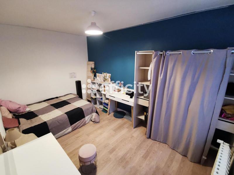 Maison de ville - 80 m² - 5 pièces