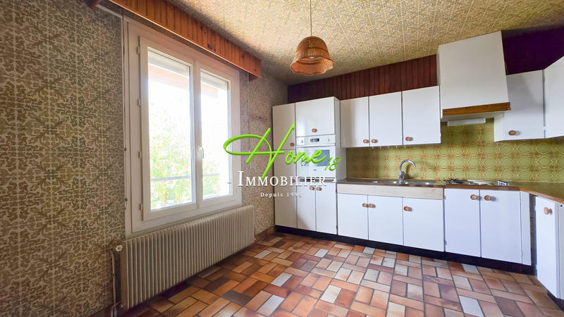 Maison - 122 m² - 6 pièces