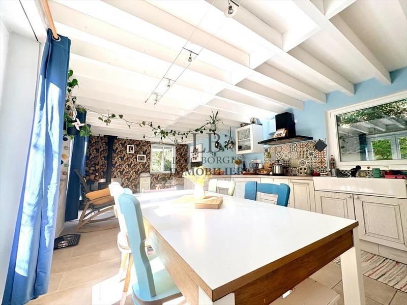 Maison - 90 m² - 4 pièces