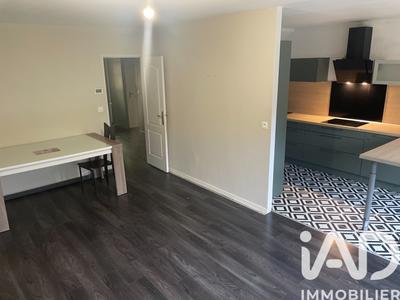 Maison - 91 m² - 5 pièces