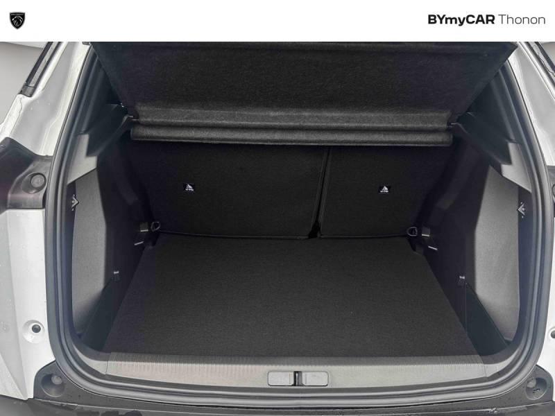 Peugeot 2008 Hybrid 145 e-Dcs6 Style