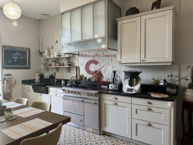 Maison - 178 m² - 6 pièces