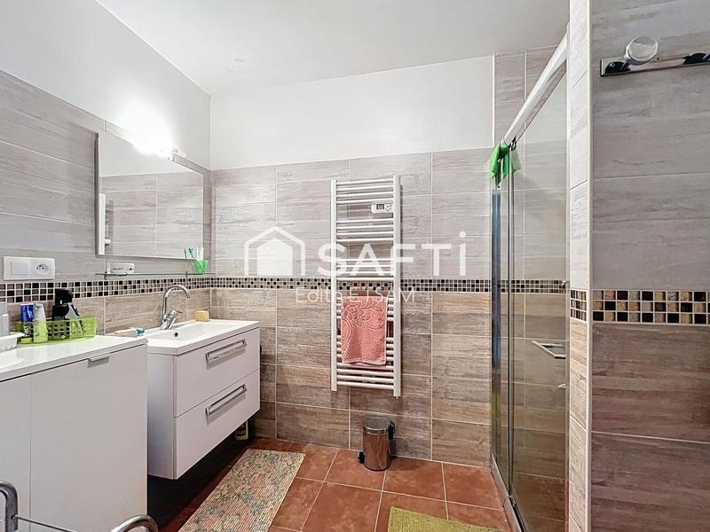 Maison - 105 m² - 5 pièces