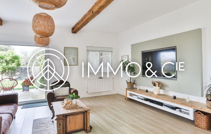 Maison - 202 m² - 6 pièces