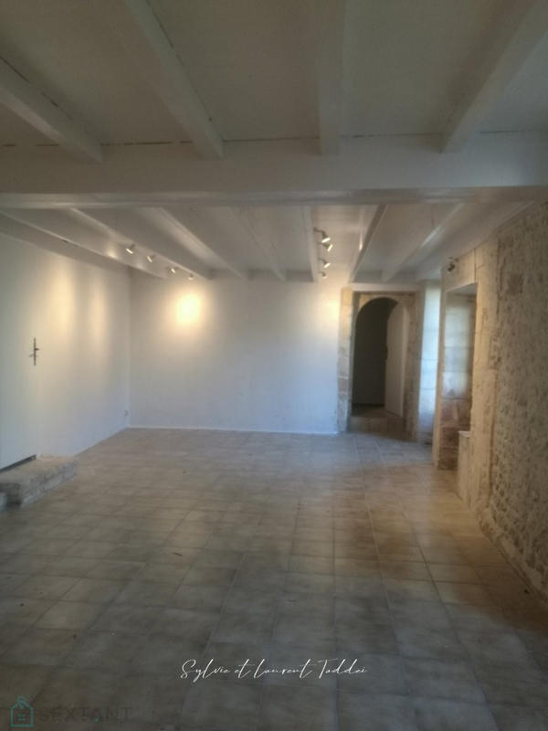 Maison - 265 m² - 9 pièces