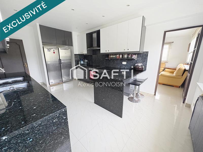 Maison de maîtres - 330 m² - 15 pièces