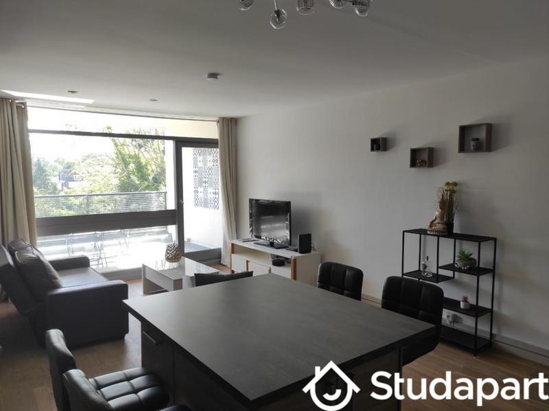 Chambre - 14 m² - 1 pièce