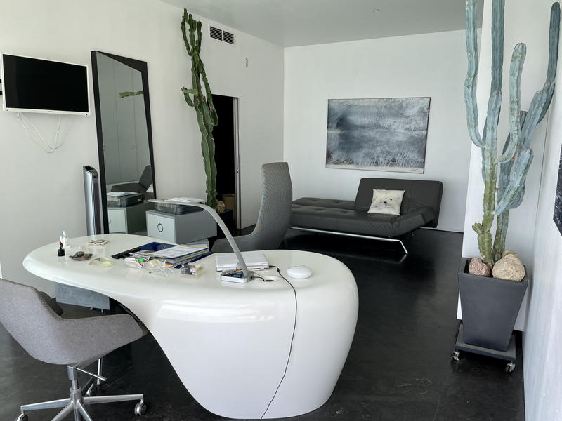 Maison - 340 m² - 9 pièces