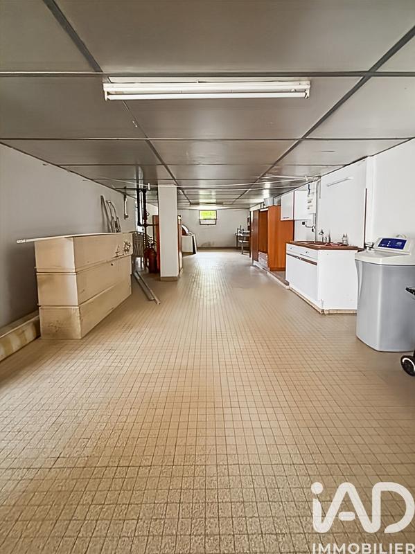 Maison - 178 m² - 8 pièces